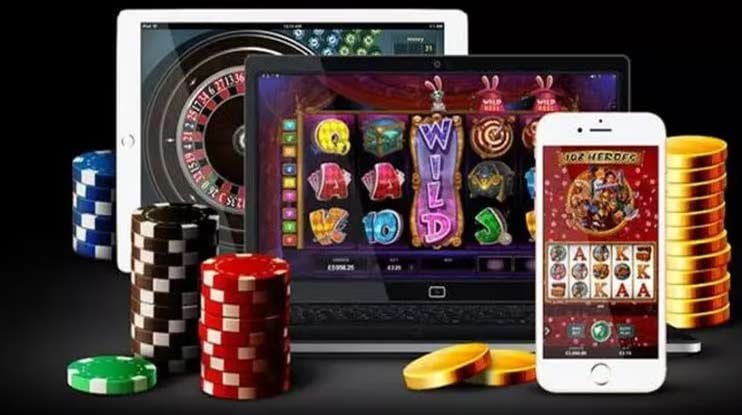 gobet Casino table games and live dealer interface on a mobile phone
